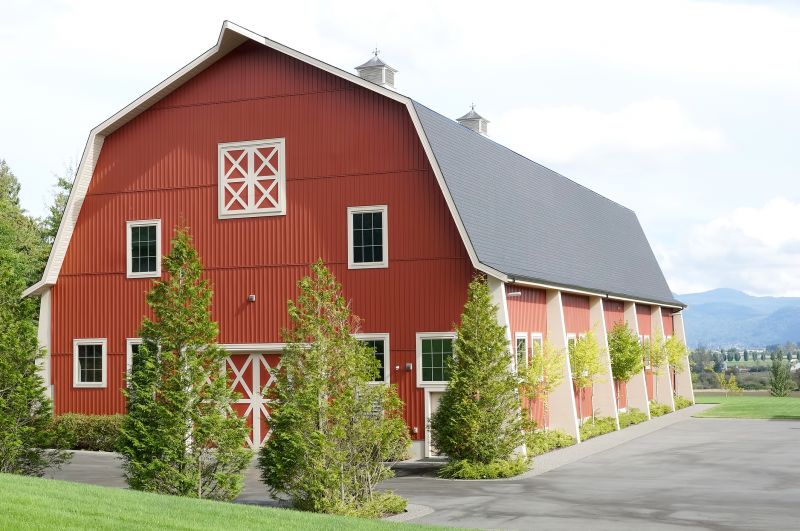 Barn Roof Construction in Oxford, MI